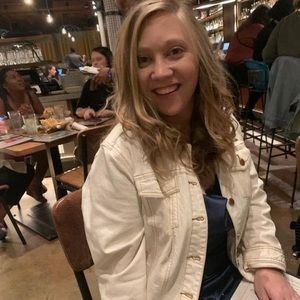 Meet your Posher, Clare